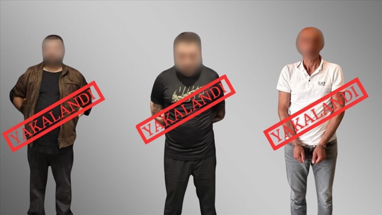 Kırmızı bültenle aranan 3 kişi Türkiye'ye getirildi