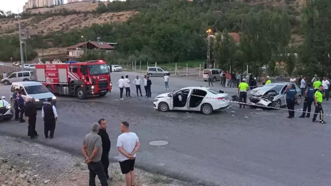 Malatya'da düğün konvoyunda feci kaza!