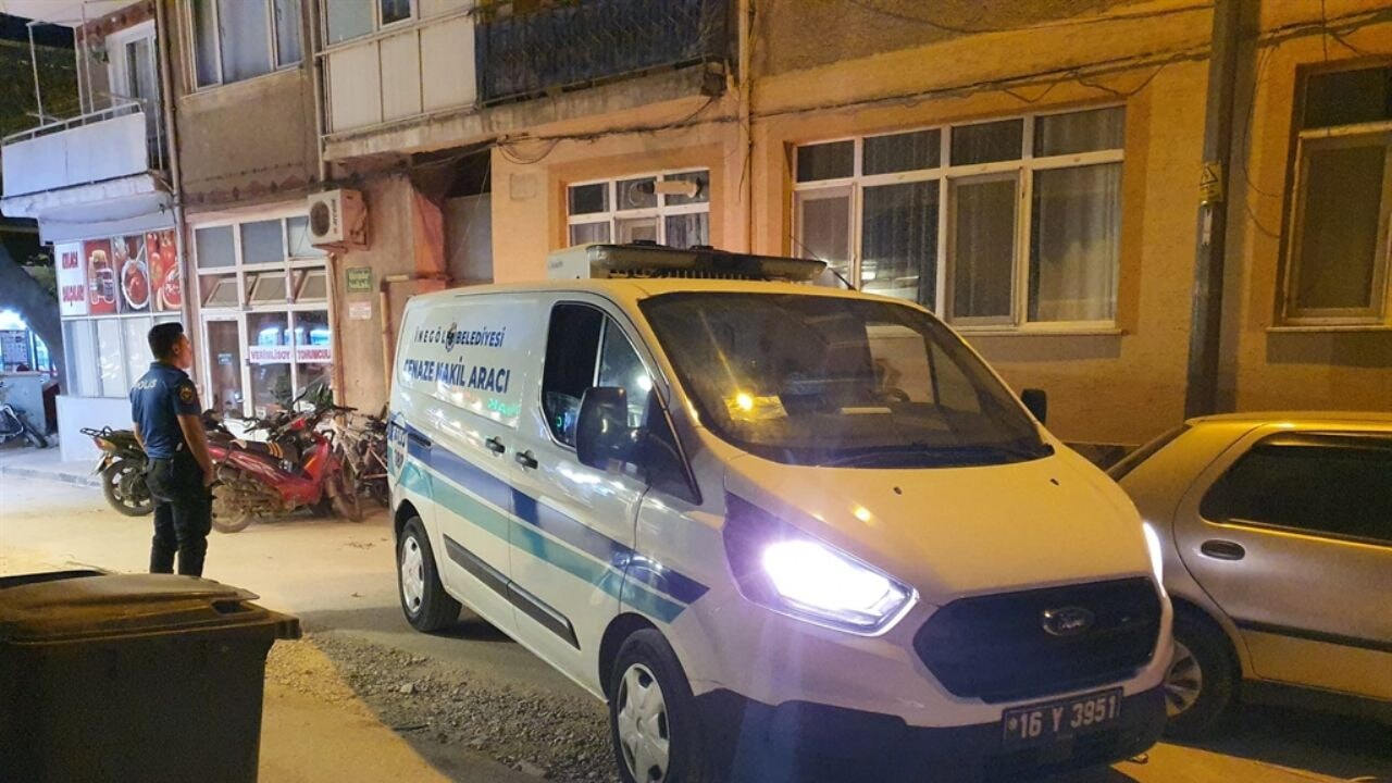 Mısır uyruklu kişi evinde ölü bulundu
