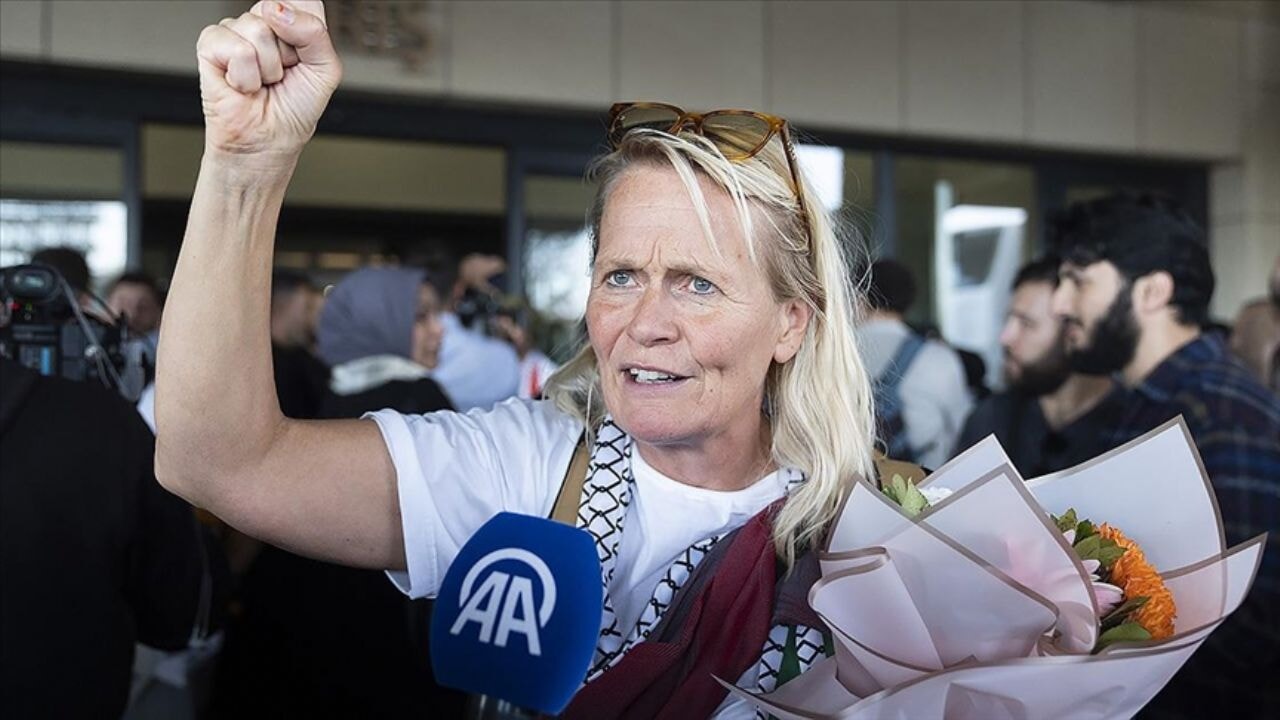 Müzisyen Stina, İsrail hapishanesinde yaşadıklarını anlattı: 'Sadece Filistin'e ihtiyacımız var, İsrailliler hırsız'