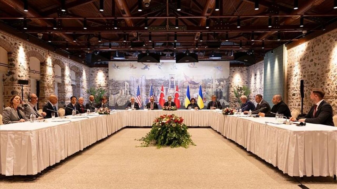 Rus ve Ukrayna heyetleri İstanbul'da... Görüşmelerden ateşkes çıkar mı?