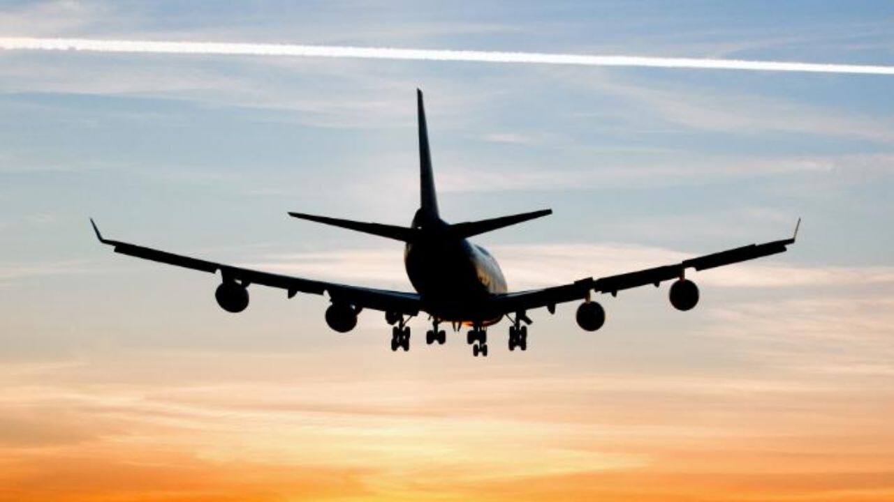 Savaş nedeniyle hava trafiğinde yoğunluk, bazı ülkelere uçuşlar durduruldu