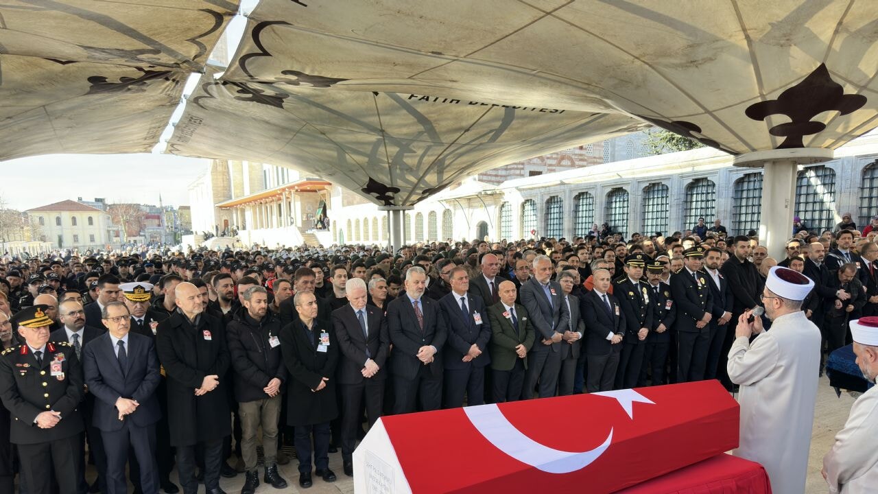 Şehit polise son görev