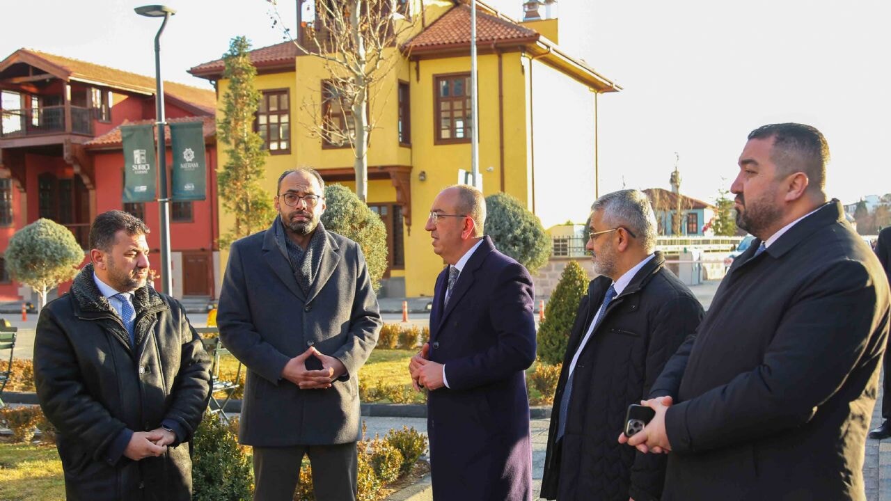 Şehrin yeni buluşma noktası; SURİÇİ ÇARŞISI HAREKETLENİYOR