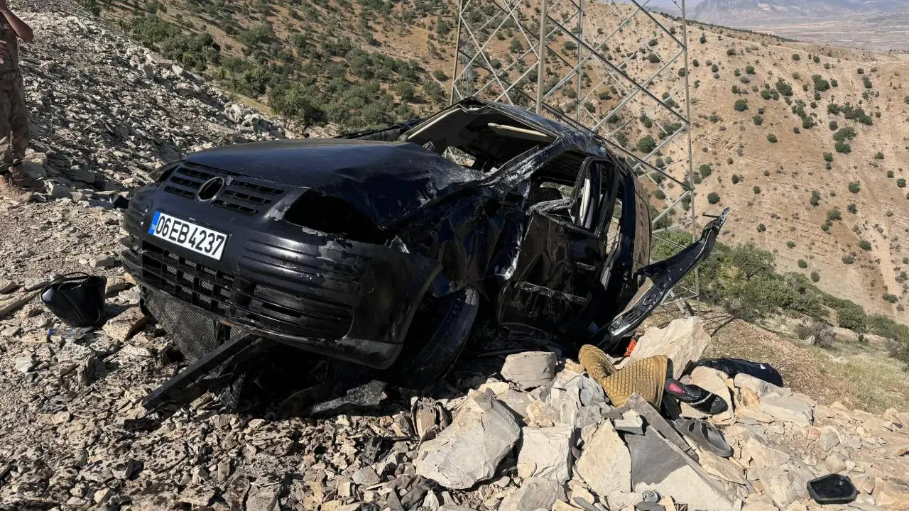 Şırnak'ta yürekleri parçalayan kaza: Dört kişilik aile yok oldu