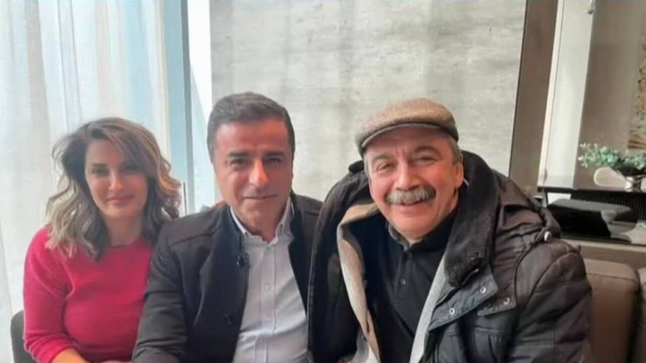 Sırrı Süreyya Önder'den Öcalan, Bahçeli ve Demirtaş görüşmesi detayları