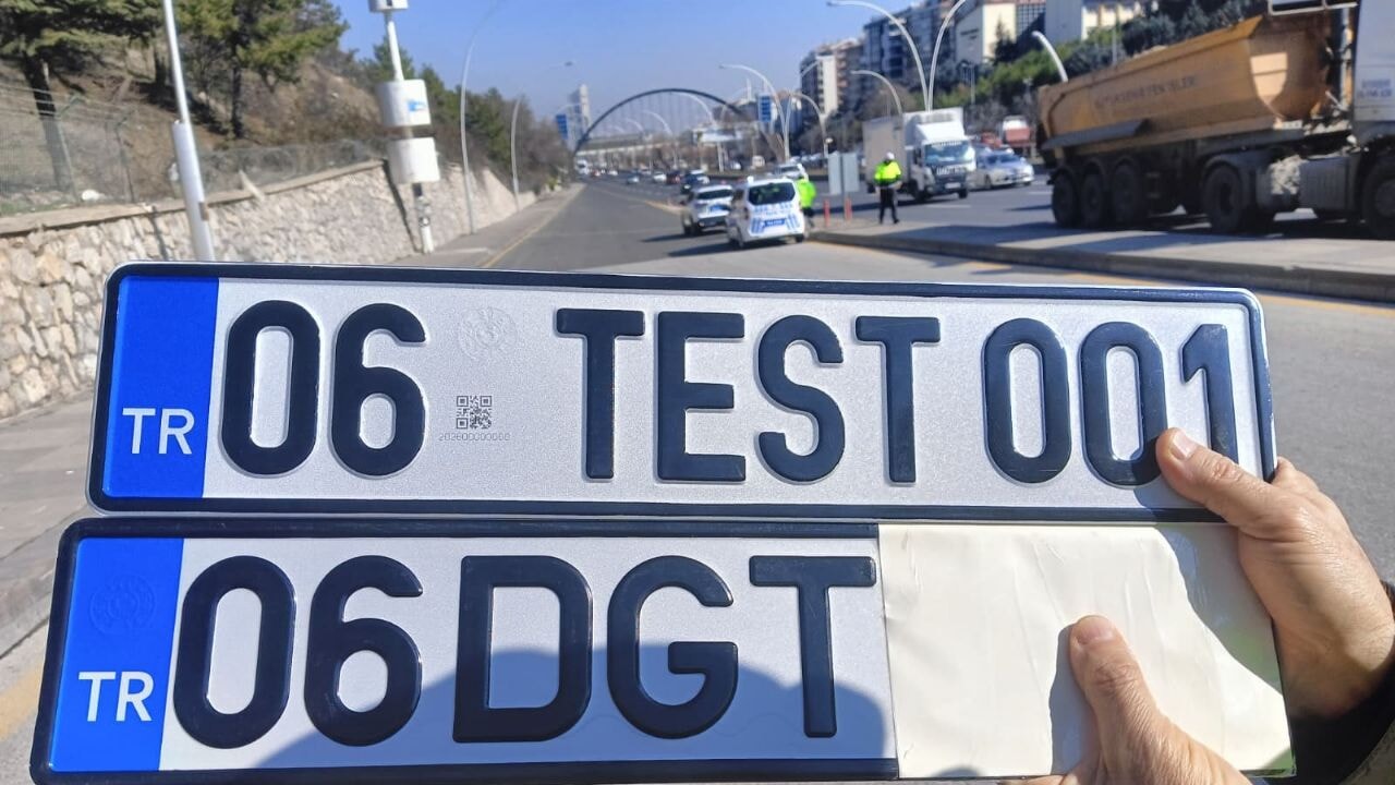 Standart ve 'APP' plaka arasındaki farklarla ilgili açıklama