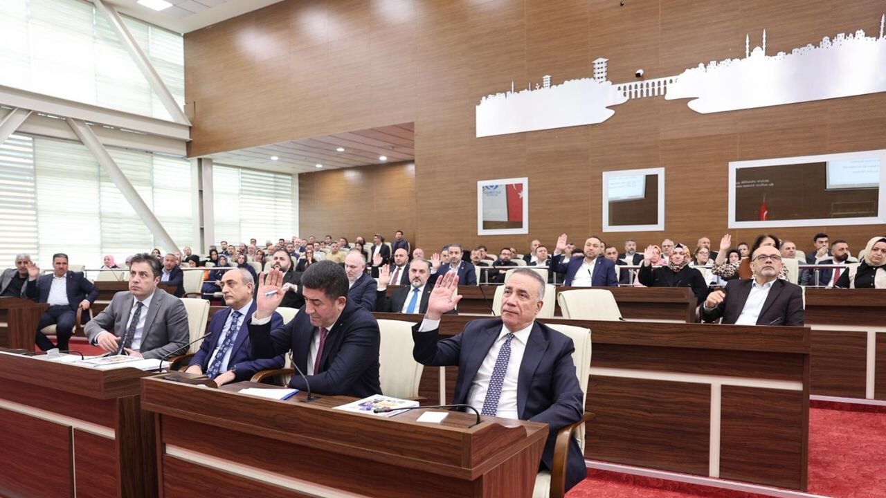 Sultangazi Belediyesi'nin 2025 Faaliyet Raporu Meclis Onayından Geçti