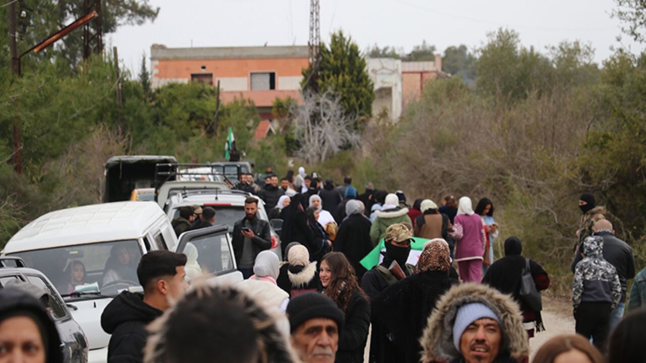 Suriye'deki evlerine kavuşan Bayırbucak Türkmenleri yaşadıklarını anlattı