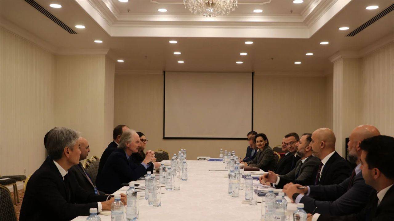 Suriye için 22. Astana zirvesi başladı: Garantörler çözüm için masada