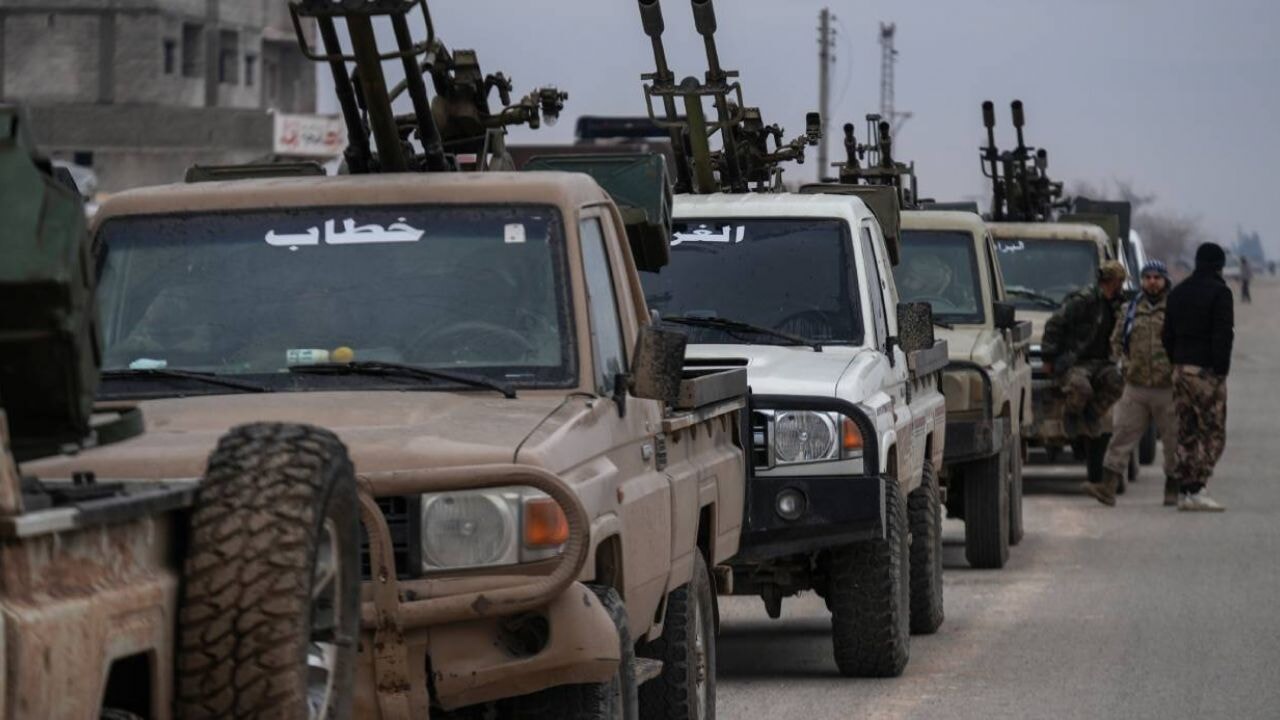 Suriye ordusu: 'Yüzlerce SDG'li teslim oldu'