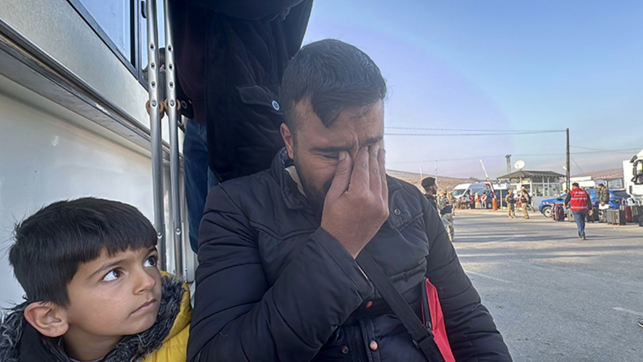 Suriyeli baba: Türk komşularımızdan ayrılınca çok üzüldük
