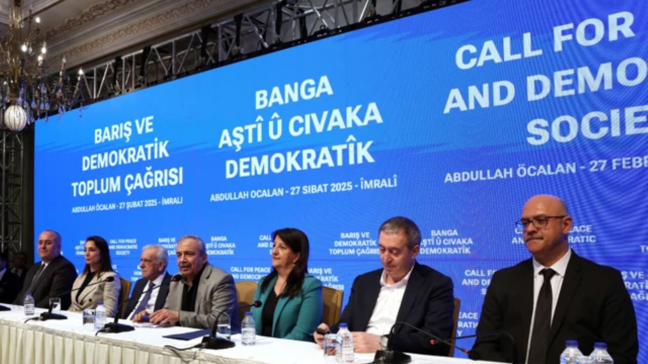 Tarihi karar! PKK, kendini feshetme kararını aldı