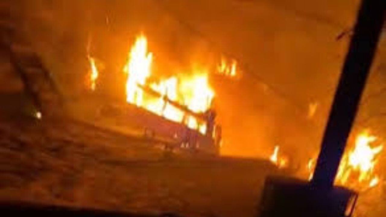 Tarsus'ta korkunç yangın