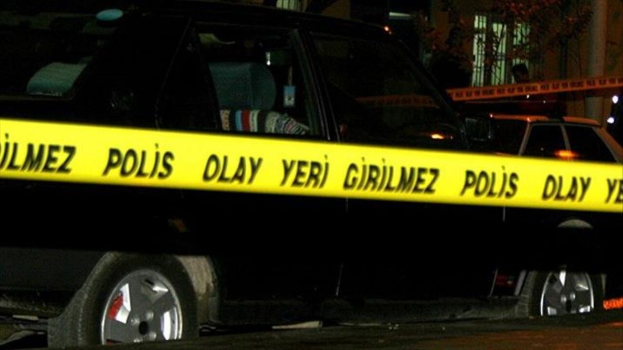 Tıraş olurken can verdi! Kardeş katili ağabey sokakta aranıyor