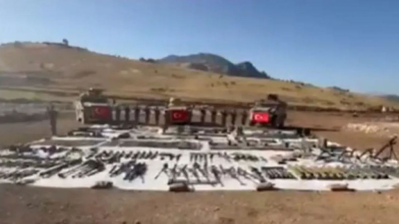 TSK, Pençe-Kilit bölgesinde PKK'ya ait 33 odalı mağara tespit etti