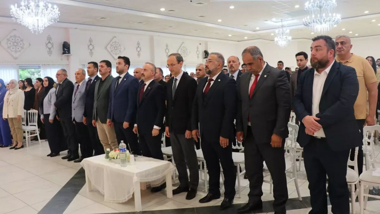 Turan'dan çarpıcı açıklamalar: 'Soykırım arayanlar, Gazze'ye baksın'