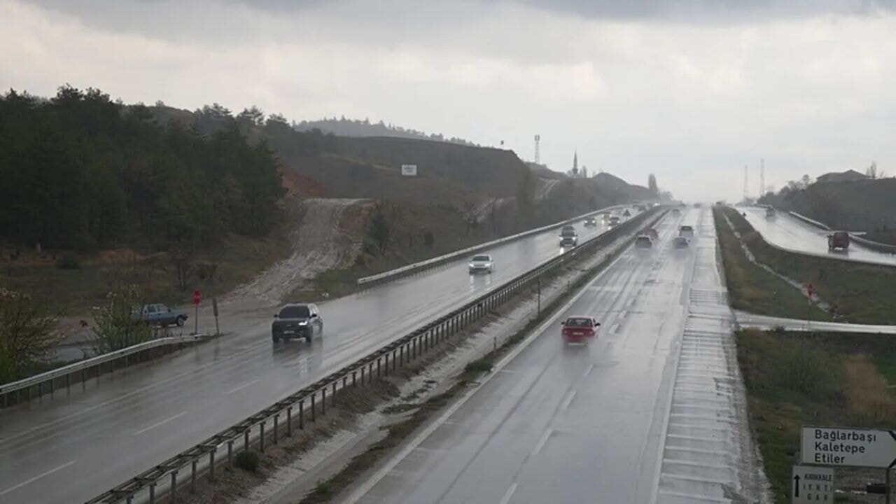 Türkiye genelinde yollar alarm veriyor: ulaşım aksaklıkları yaşanacak!