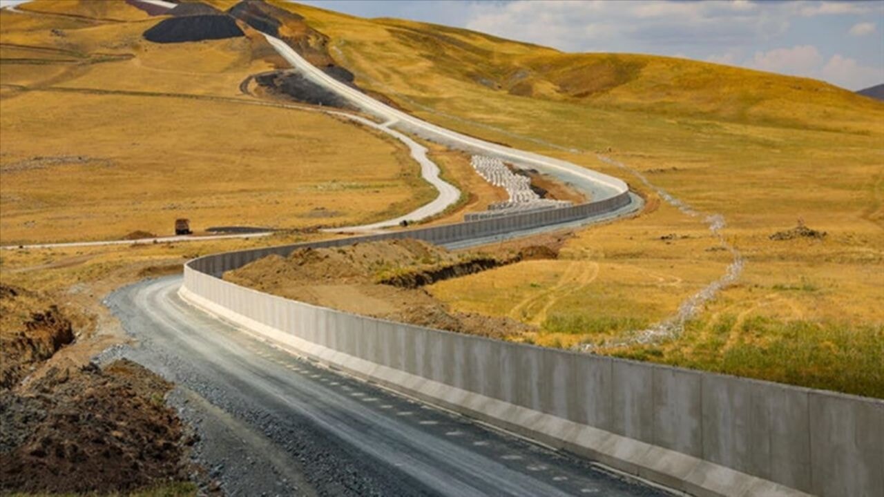 Türkiye sınırında PKK/YPG hareketliliği!