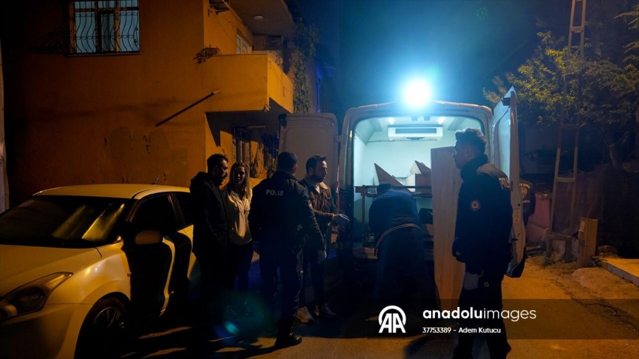 Ümraniye'de korkunç cinayet: Genç kadın başından vurularak öldürüldü