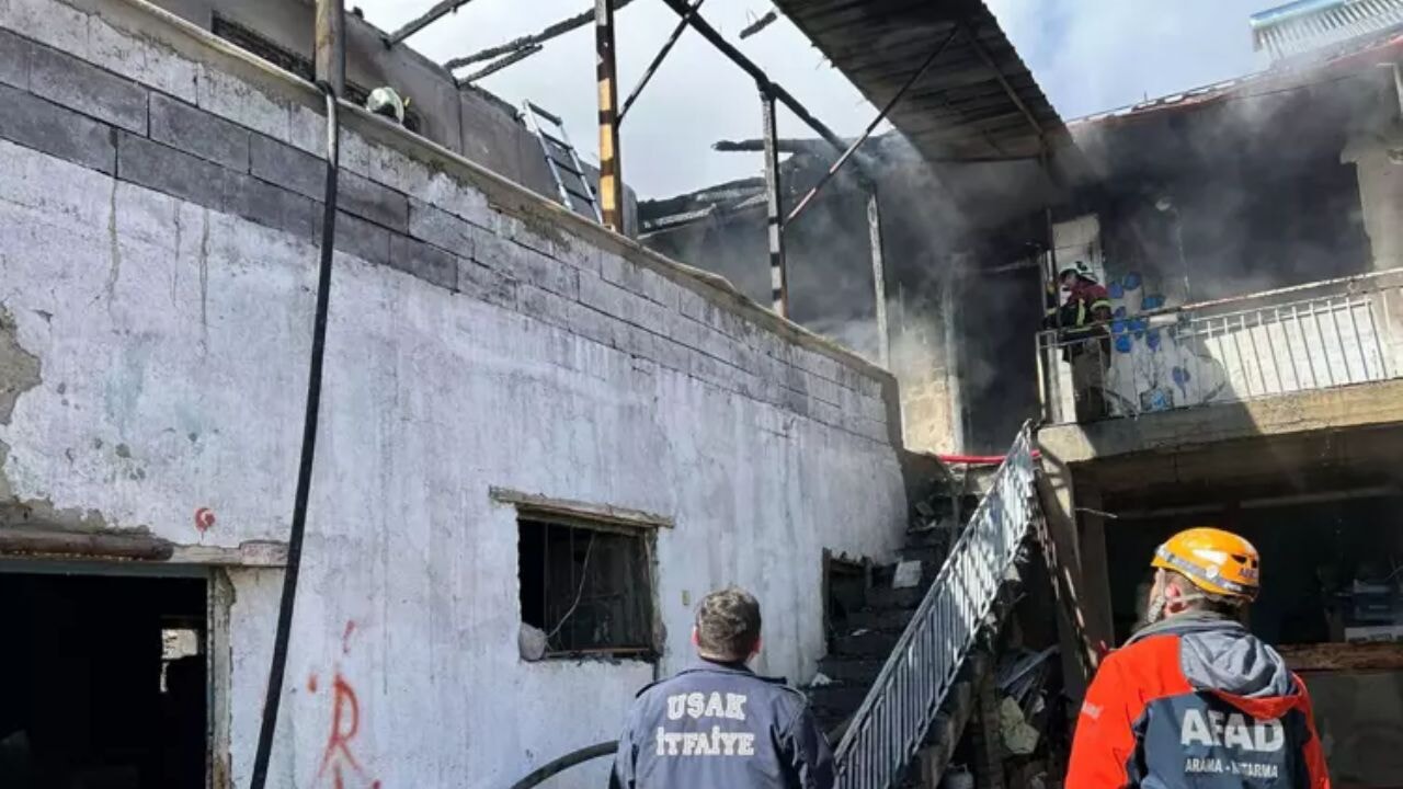 Uşak'ta korkunç yangın