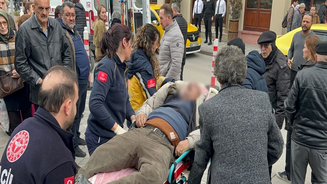 Yürürken kalp krizinden öldü