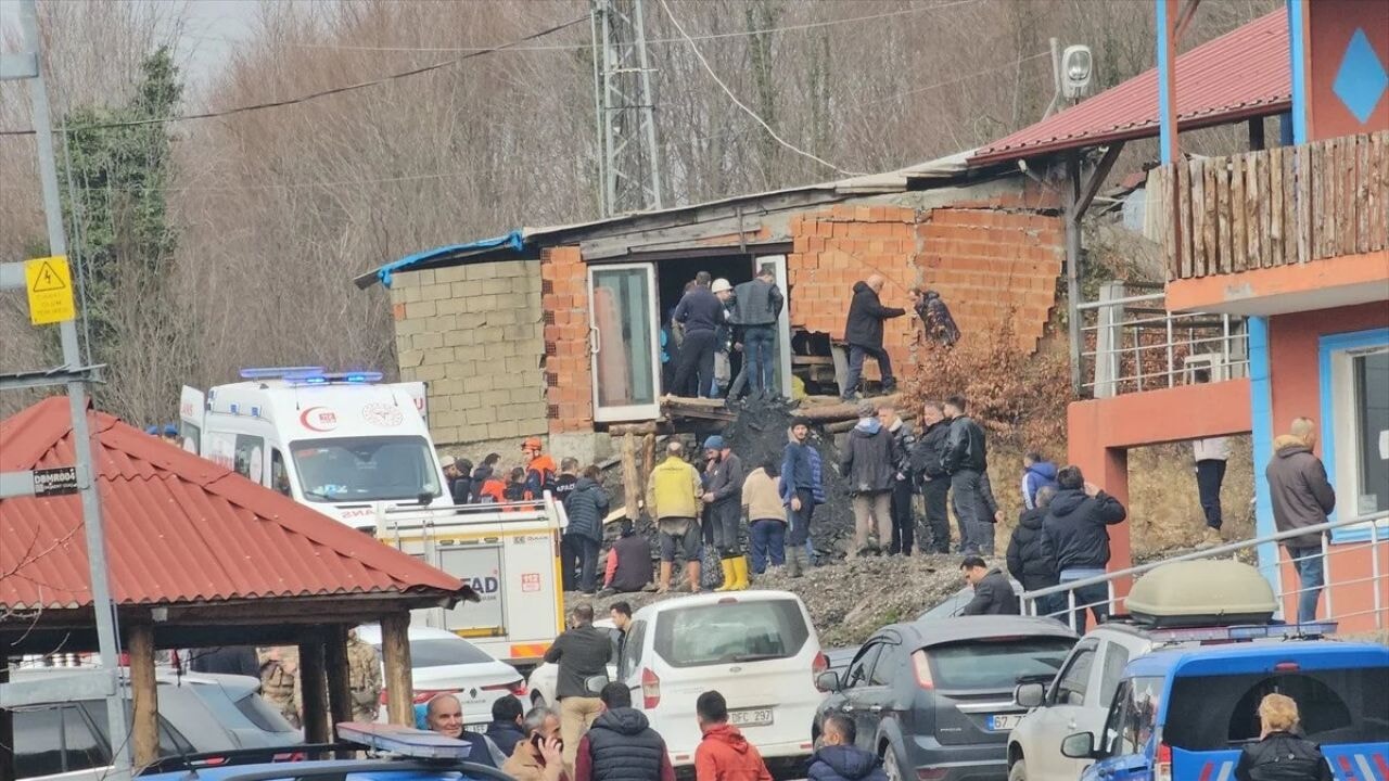 Zonguldak'ta maden ocağında göçük! İşçiler kurtarılmaya çalışılıyor
