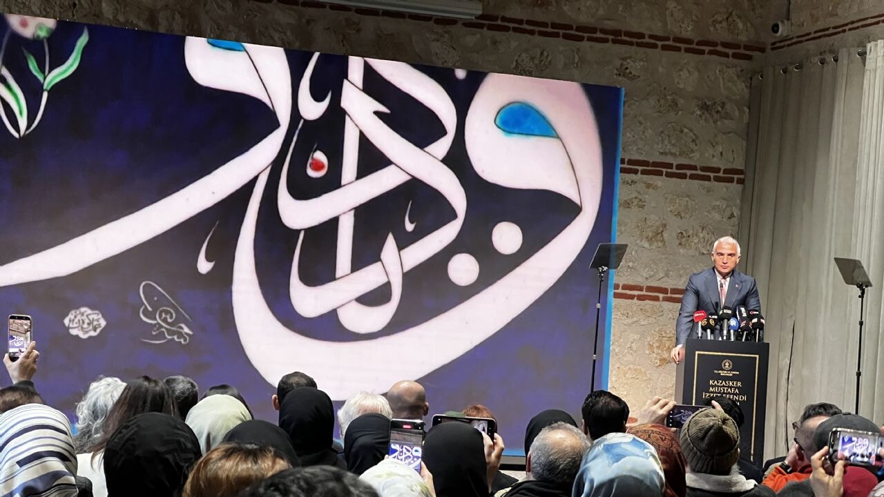 'Ayasofya Hattatı' Kazasker Mustafa İzzet Efendi'ye büyük vefa