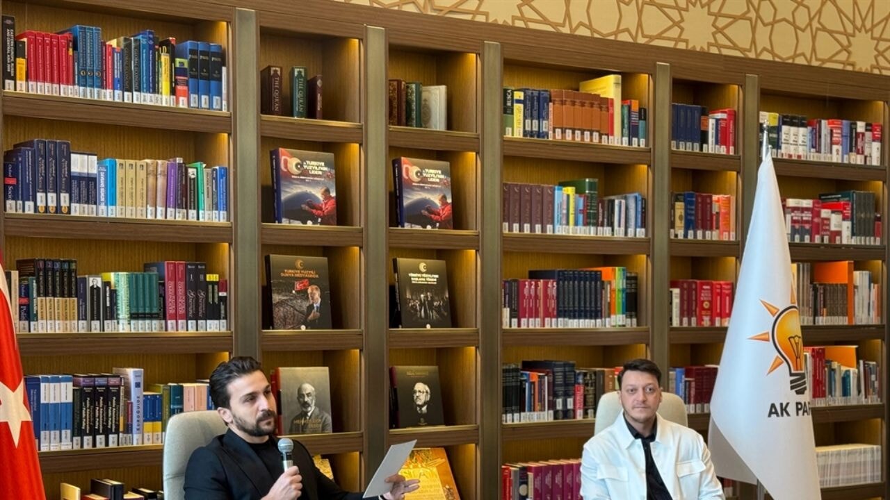 Mesut Özil: Pek çok futbolcu Gazze'ye destek vermekten çekiniyor