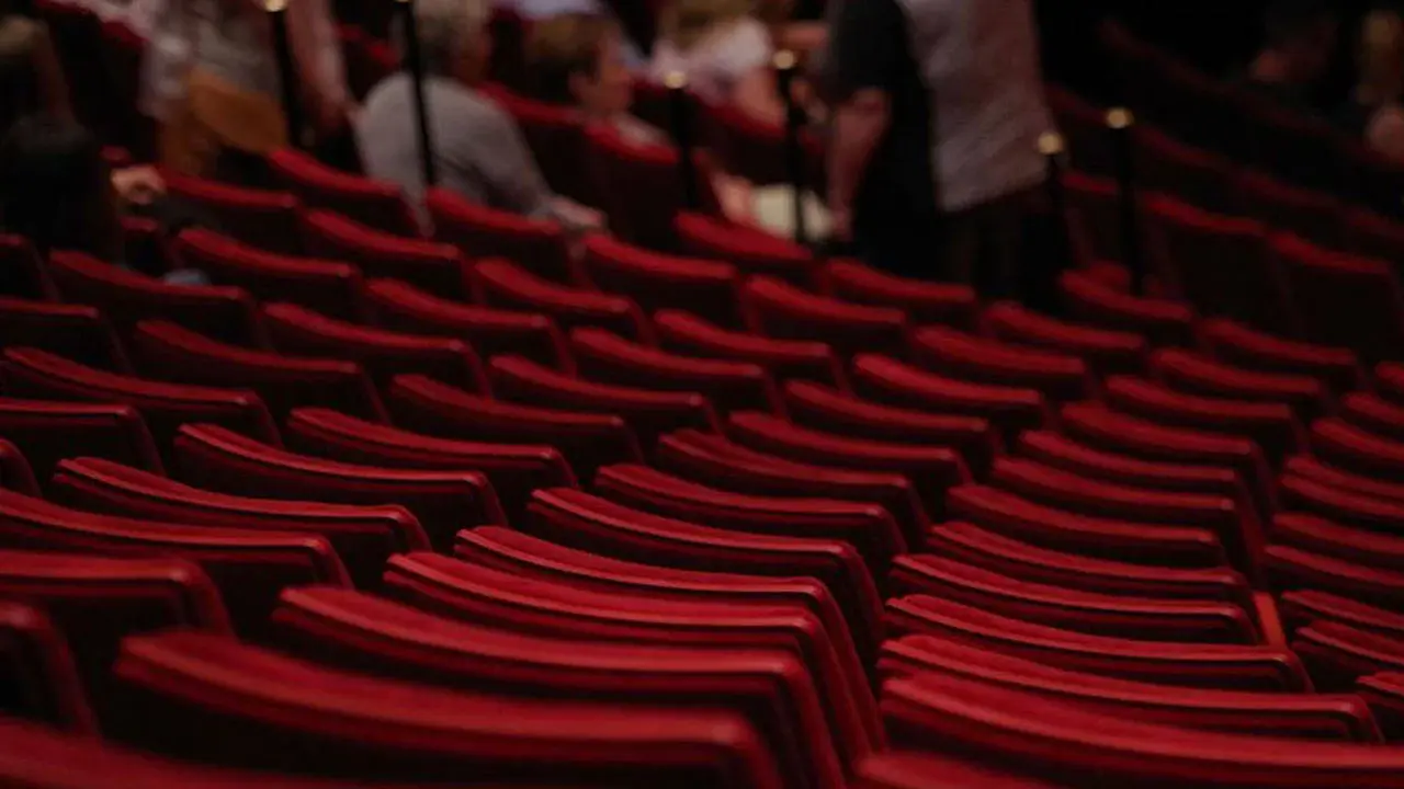 Uşak'ta Şehir Tiyatroları çocuklar için perde açıyor!