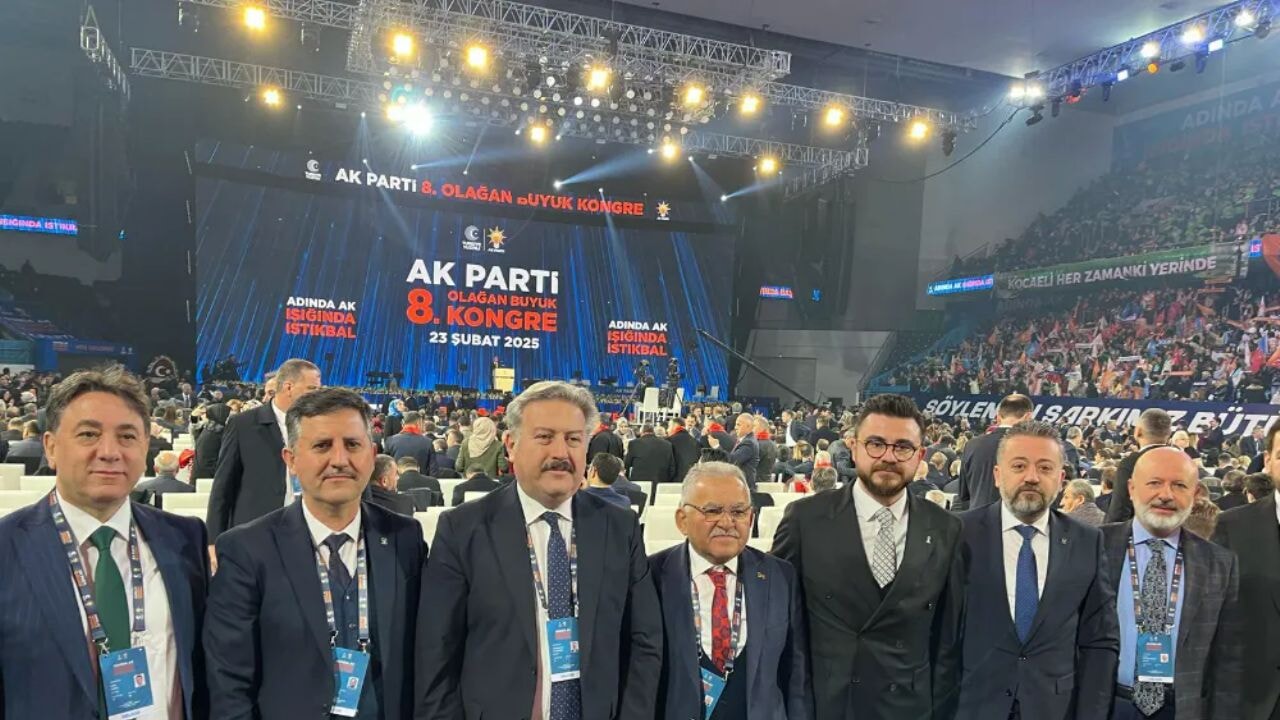 AK Parti'nin yeni MKYK listesi açıklandı! Sürpriz isimler dikkat çekti