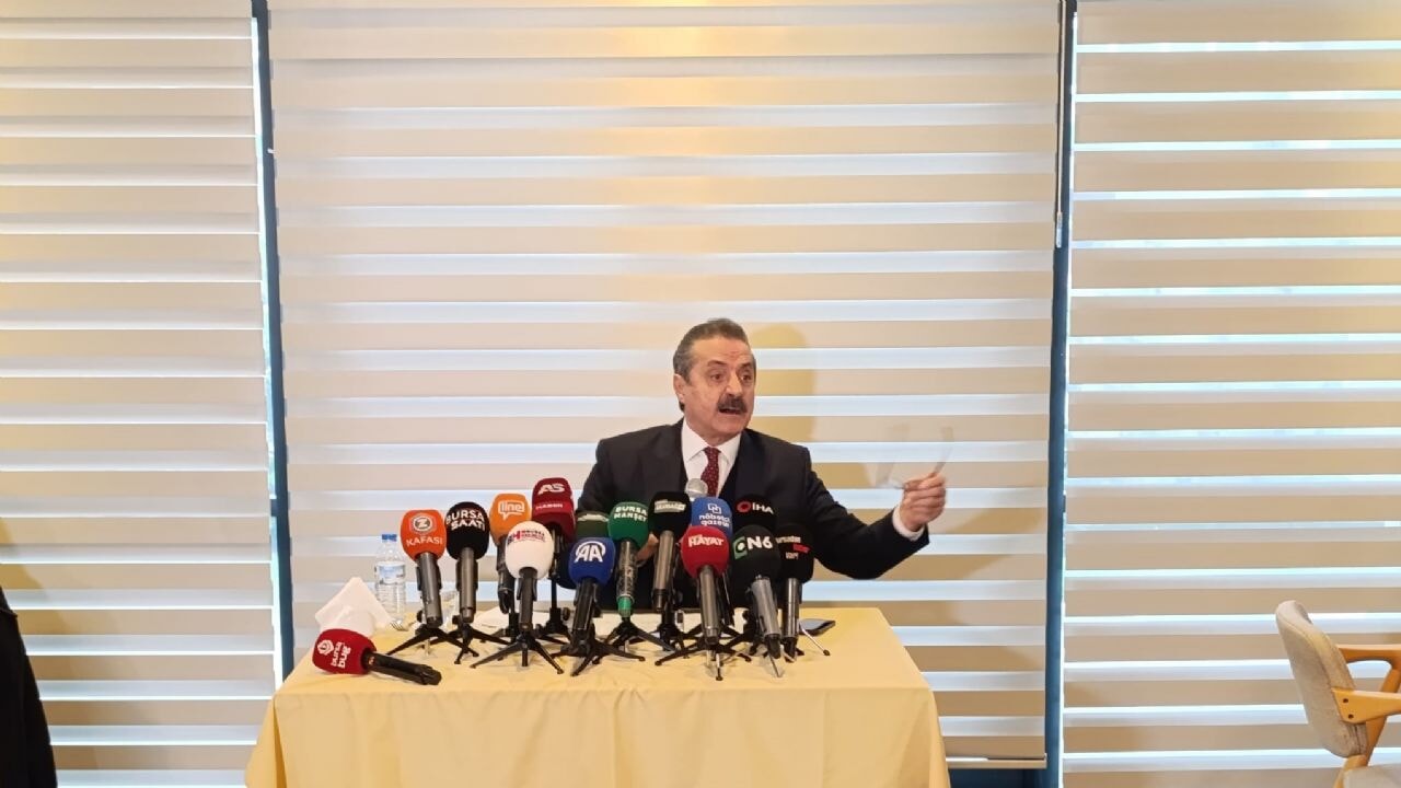 AK Partili Faruk Çelik'ten hakkındaki iddialara cevap