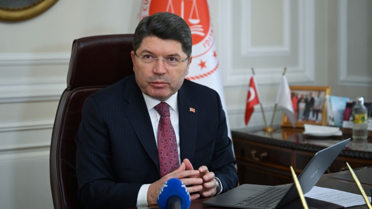 Bakan Tunç: 'Çocukları suça iten nedenleri engellememiz lazım'