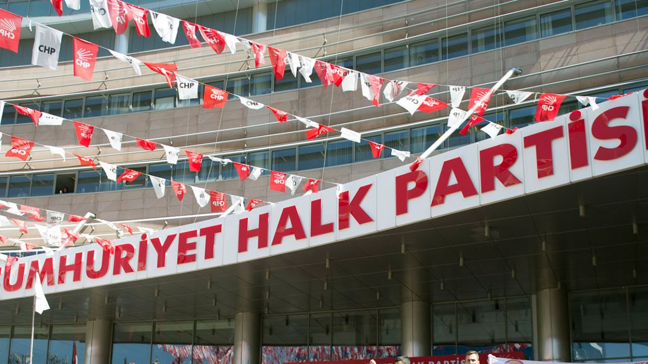 CHP'nin kongre iptal davası ertelendi! Tekin göreve devam edecek