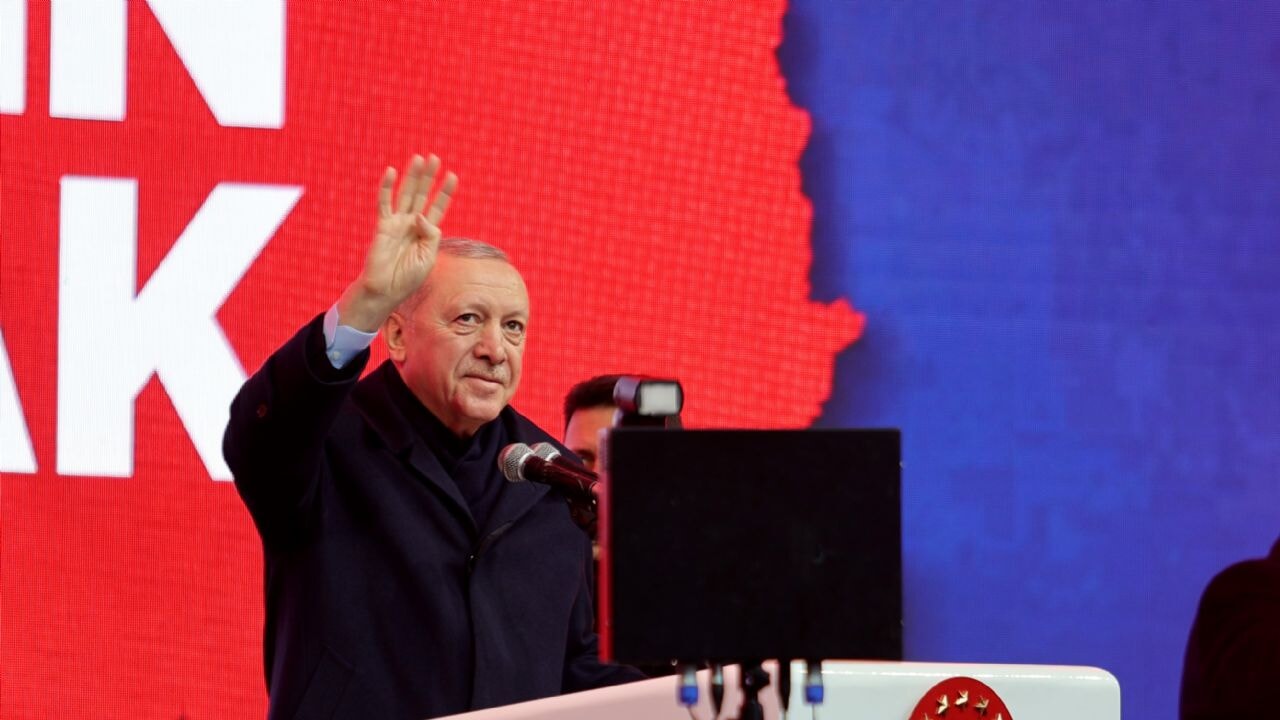 Cumhurbaşkanı Recep Tayyip Erdoğan, deprem şehitlerini andı