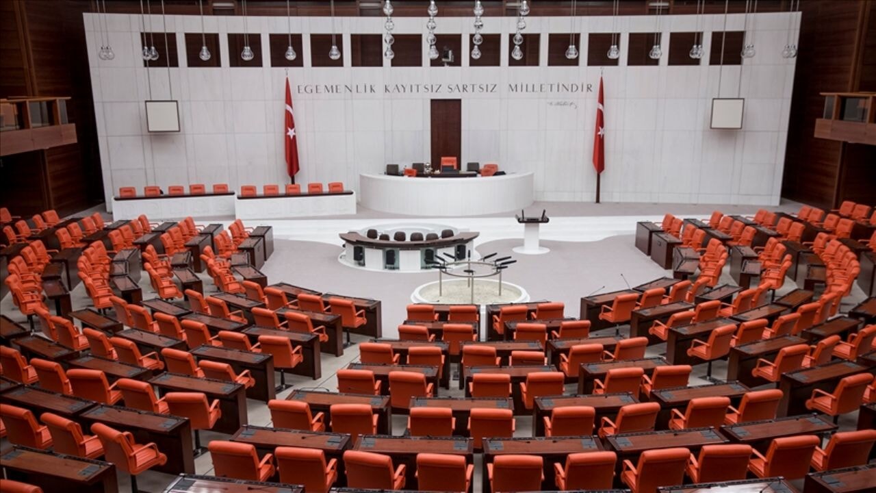 Gelecek Partisi'nden peş peşe istifalar... Meclis'te sandalye dağılımı