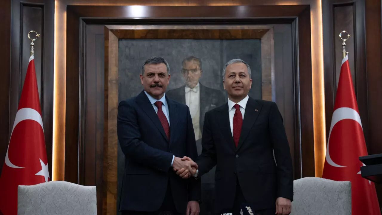 İçişleri'nde devir teslim! Bakan Çiftçi göreve başladı