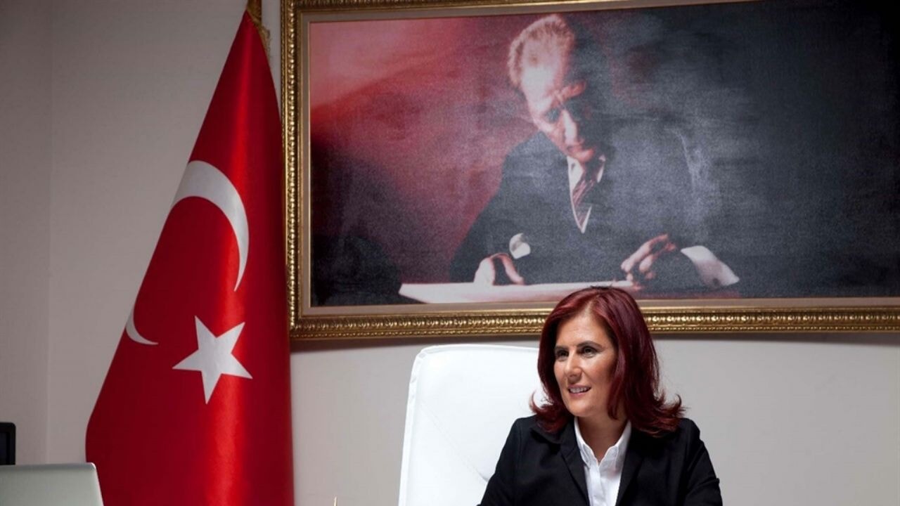 Özlem Çerçioğlu, CHP'den istifa etti