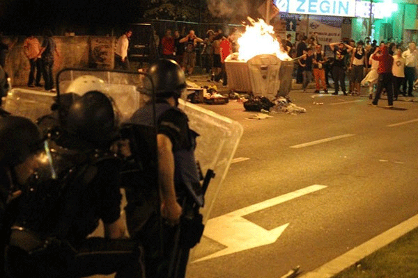 Makedonya'da protesto
