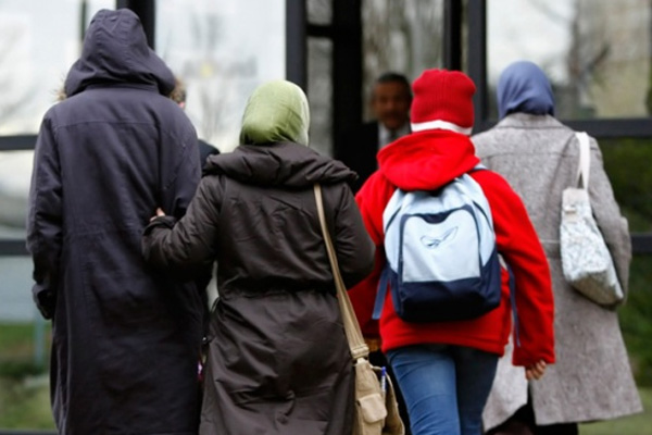 Müslüman öğrencilere fişleme