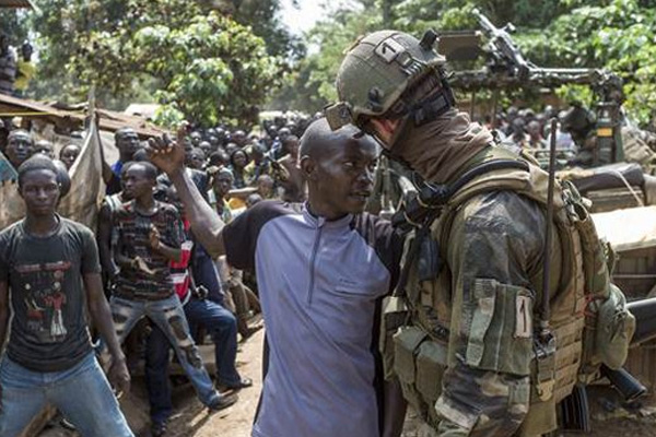 Tacizci Fransız askerlerine soruşturma