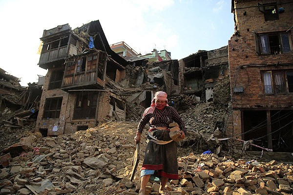 Nepal'de 650 bin kişi evsiz kaldı