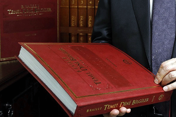 'Temel Dini Bilgiler' dünya dillerine çevrildi