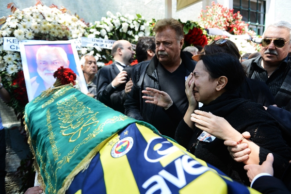 Usta oyuncu son yolculuğuna uğurlandı