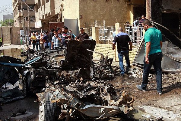 Bağdat'ta bombalı saldırı: 6 ölü