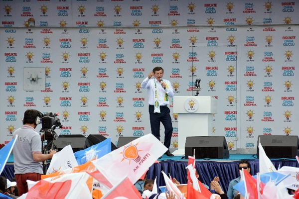 '12 Eylül yasaklarını biz kaldırdık'