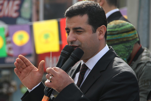 Demirtaş 'dağdaki kardeş' için ne dedi?