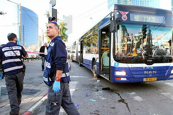 Kudüs’te bıçaklı saldırı