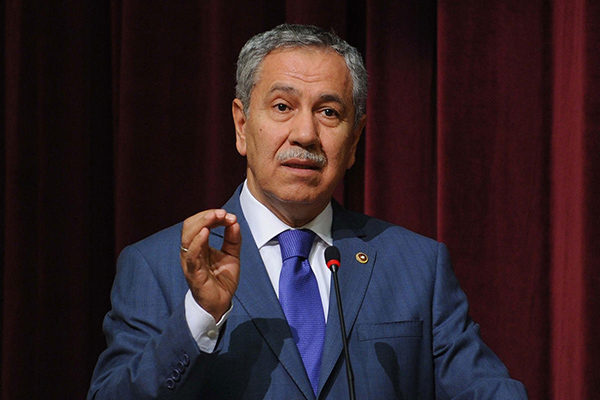 Arınç: Konuşsam ortalık karışır