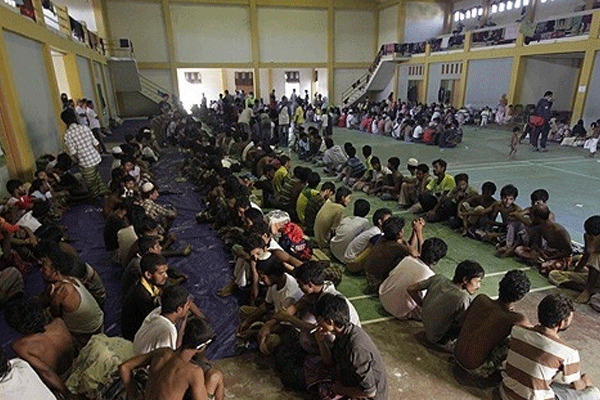 Rohingyalı Müslümanlar yardım bekliyor